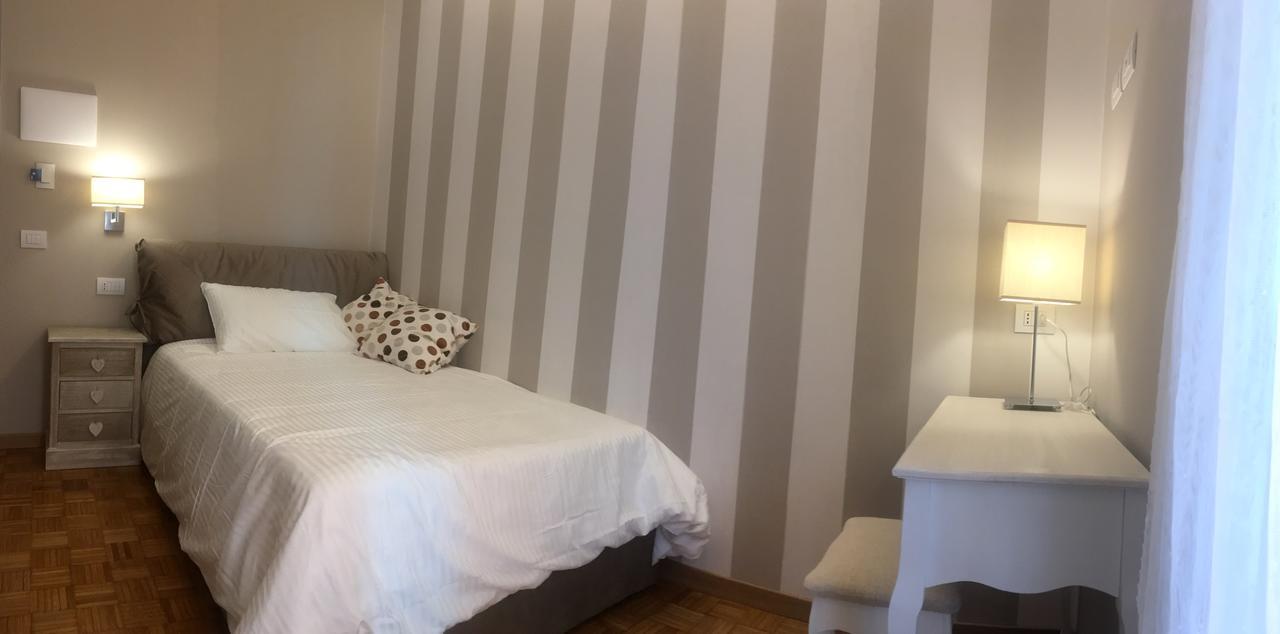 Robin Rooms Montegranaro Exterior foto